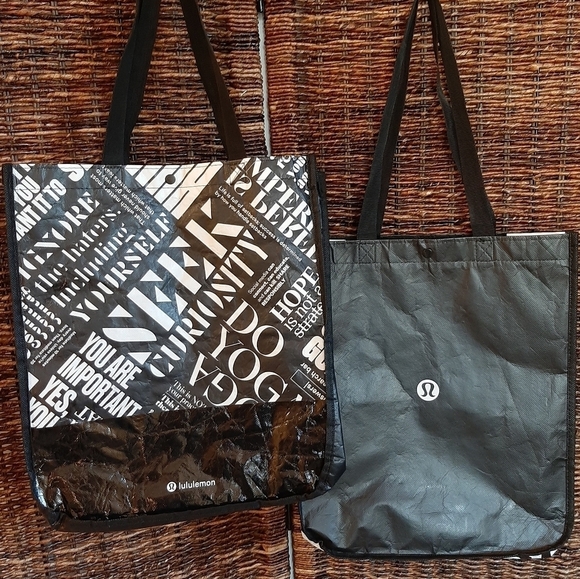 Lululemon Bundle Reusable Shopping Totes Gift Bags Black White Large Logo Gym - Picture 1 of 6